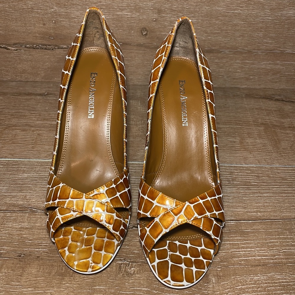 Enzo Angiolini Gold/White Heel
